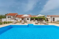Villa Vitis ZadarVillas