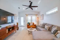 Panama City Beach House - the Starfish by Panhandle Getaways Hotel di Sunnyside