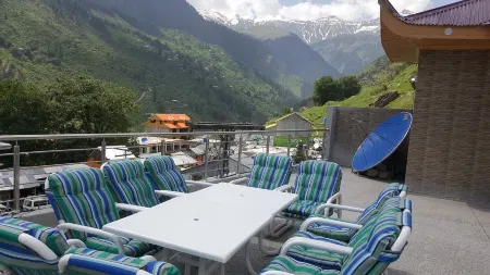 Hotel Al Makkah Palace Kaghan Отели в г. Kaghan