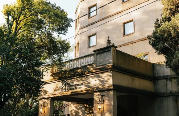 卡寧中環廣場酒店