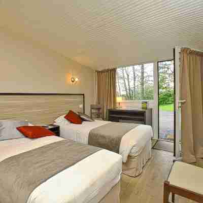 Logis Hôtel La Chaumière proche Puy du Fou Rooms