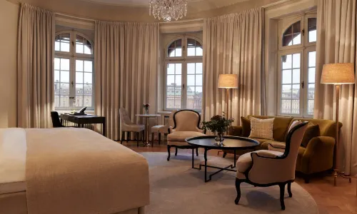 Hotel Diplomat