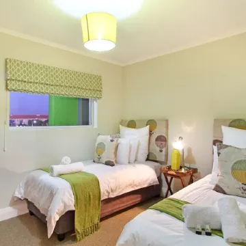 Ashton Park Luxury Apartment
