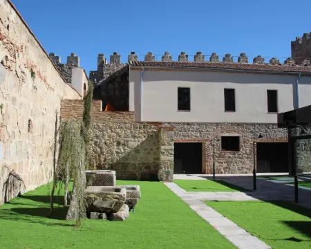 Sofraga Palacio Hotels in Avila