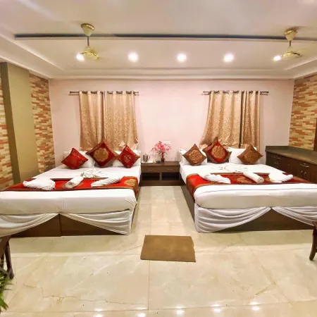 Hotel Midcity