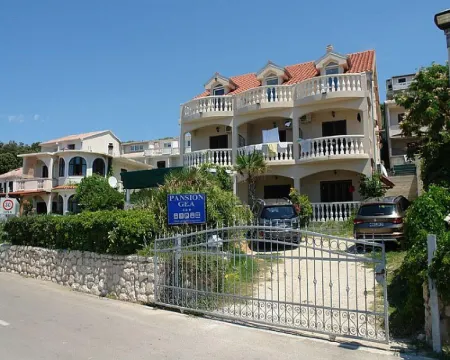 潘辛吉亞旅館 帕格酒店