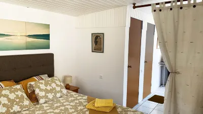Mahina's Lodge