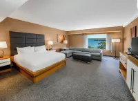 DoubleTree by Hilton Niagara Falls