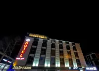 Hotel Bulut Các khách sạn gần Erzincan Train Station