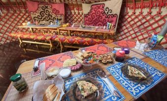 Ak-Sai Travel Yurt Camp