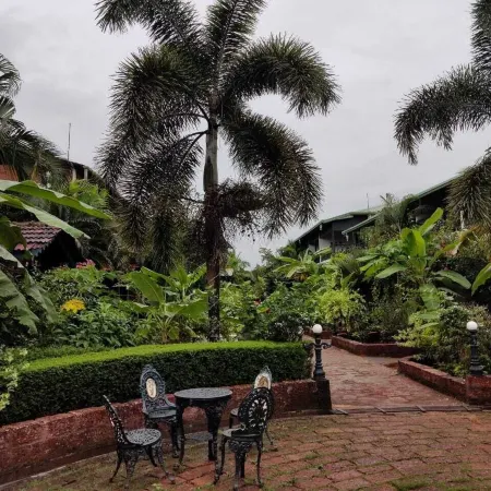 Chira Meadows Ecoresort, Dapoli