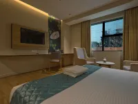 Aurum Keys by Vyda Hotels near RMZ Infinity