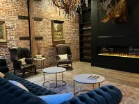 Linden Lofts Hotels in Wallace