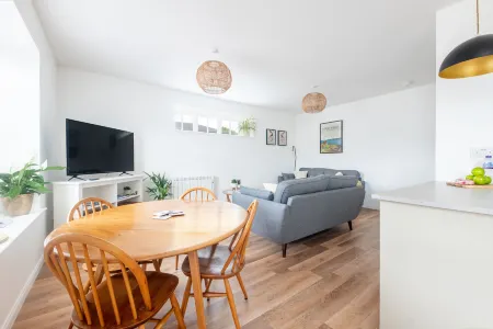 End House Inverness Отели рядом со станцией Вокзал "Инвернесс"