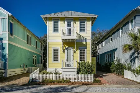 30A Beach House - Sunny Daze by Panhandle Getaways