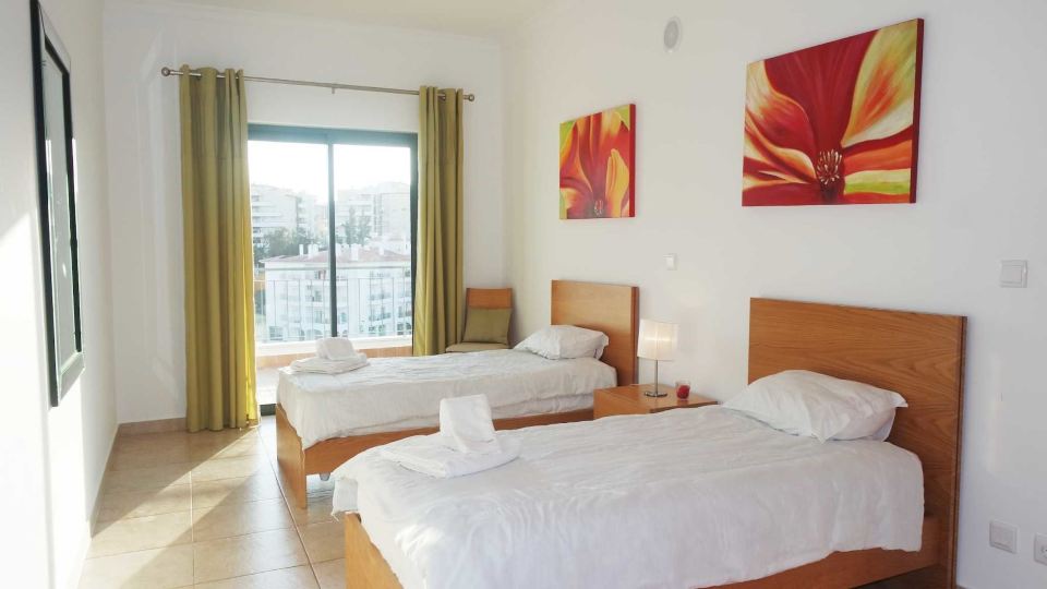 B26 - Palmeiras Top-Floor Apartment