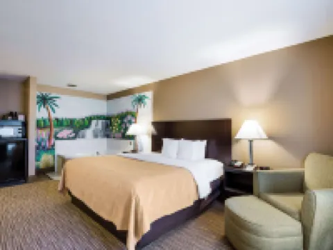 Quality Inn I-70 Near Kansas Speedway Hotels in Wyandotte County