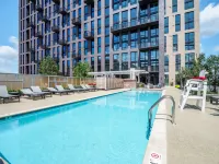Global Luxury Suites at Reston Town Center - Pools