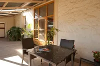 Black Jack Get-A-Way Hotels in Orroroo