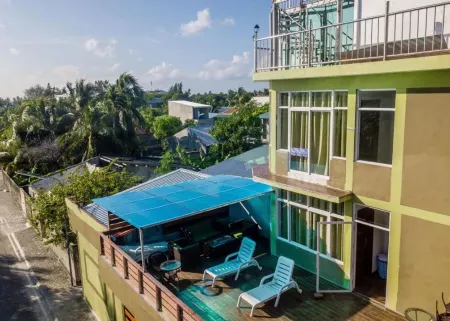 Sunset Stay Maldives Отели в г. Meradhoo