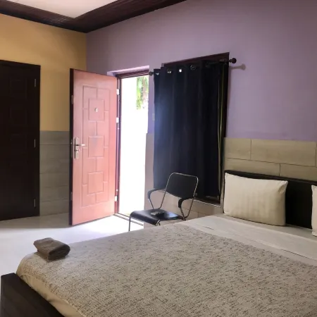 Omanye Lodge