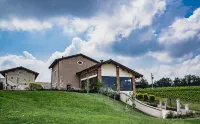 Prime Alture Wine Resort Các khách sạn ở Godiasco