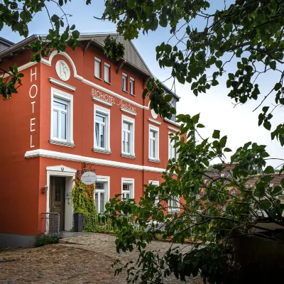Biohotel Amadeus Hotels in der Nähe von Platz der Freiheit