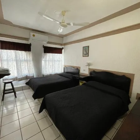 Hotel Moreno