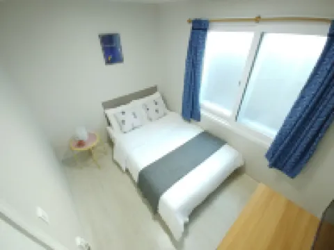 Hause Itaewon Hotels near Line Friends Flagship Store