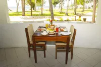 Antonio Beach Tree House Hotel & Spa - breakfast
