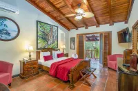 Hotel Villas Lirio Hotels in Quepos