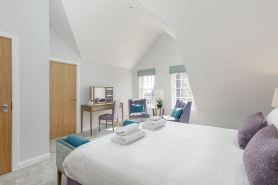 Destiny Scotland - Royal Mile Residence