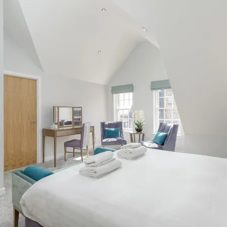 Destiny Scotland - Royal Mile Residence