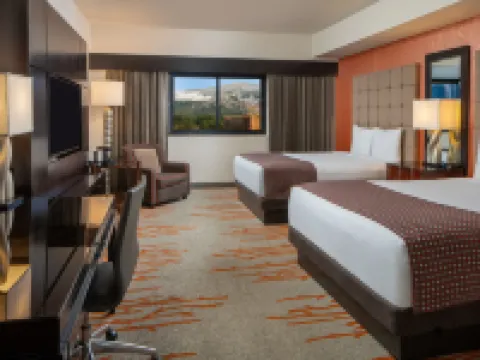 Golden Nugget Lake Tahoe Hotels in Stateline