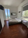 Sollevante Guest House - Parking