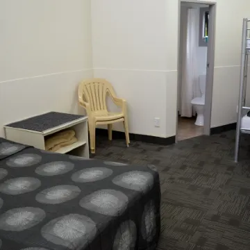 Dunedin Holiday Park Hotels near Saint Kilda