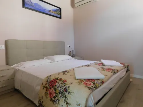Holidays Residence - 2-Star