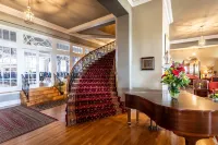 The Mimslyn Inn Hotels in Luray