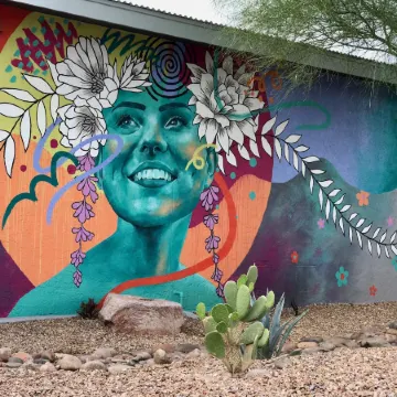 Hotel McCoy - Art, Coffee, Beer, Wine