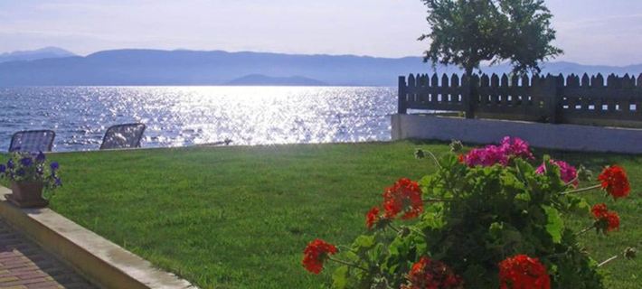 Seafront Apartments Hotels in Kavos