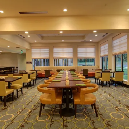 Hilton Garden Inn Woodbridge