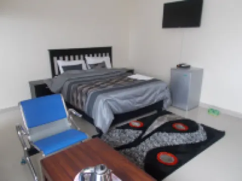 シェマ ゲスト ロッジ