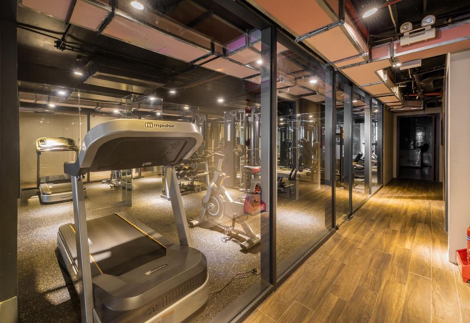 2. 냇하 라비시 호..