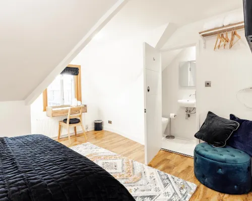 펜너스 호텔 더 백스 주변 호텔
