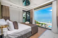 Simus Beach Hotel - Infinity Pools