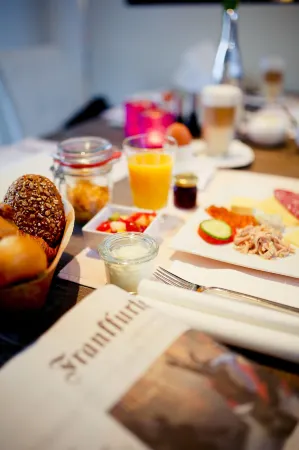 Hotel Gut Bardenhagen Отели в г. Натендорф