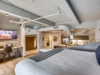Etage Executive Living Hotels near Station Square