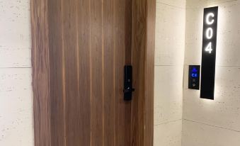 Kease Nafal C-4 Royal Touch AZ46