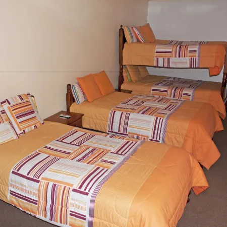 Hotel Residencial El Viajero Отели рядом с Аэропорт Марискаль Сукре