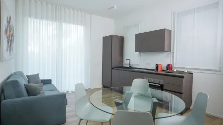 Palazzo Gilberto Отели рядом с достопримечательностью «Amusement Park»